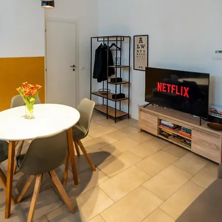 Starlike - Accogliente Nuovo Apartment *
